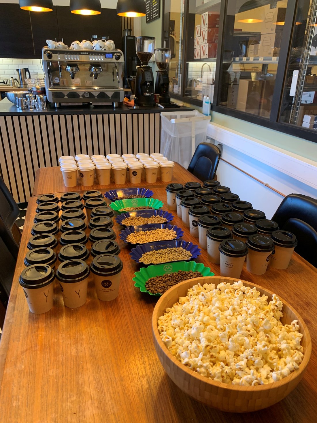 Tre forskjellige: Brasiliansk, indisk og etiopisk stod linet opp til kaffetørste Bærum-spillere mandag ettermiddag