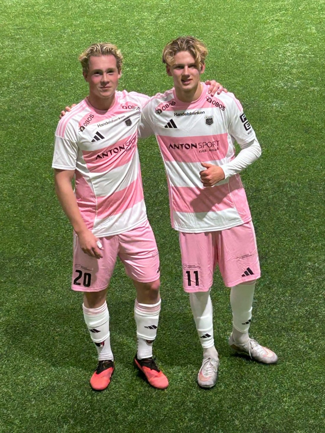 Debutanter: Markus Cornell (til venstre) og Marcus Land-Hagen fikk begge debut på a-laget lørdag kveld